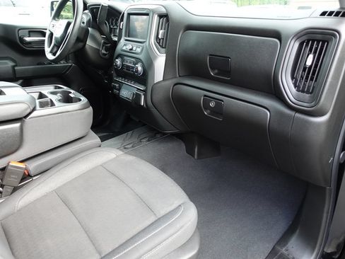 Used 2024 Chevrolet Silverado 1500 Custom AWD/4WD image 34