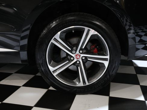 Used 2017 Jaguar F-PACE S AWD/4WD image 30