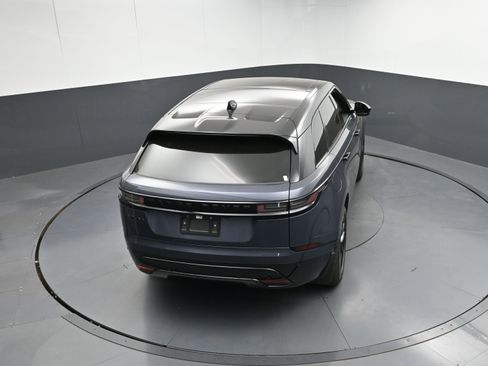 Certified 2025 Land Rover Range Rover Velar Dynamic SE image 34