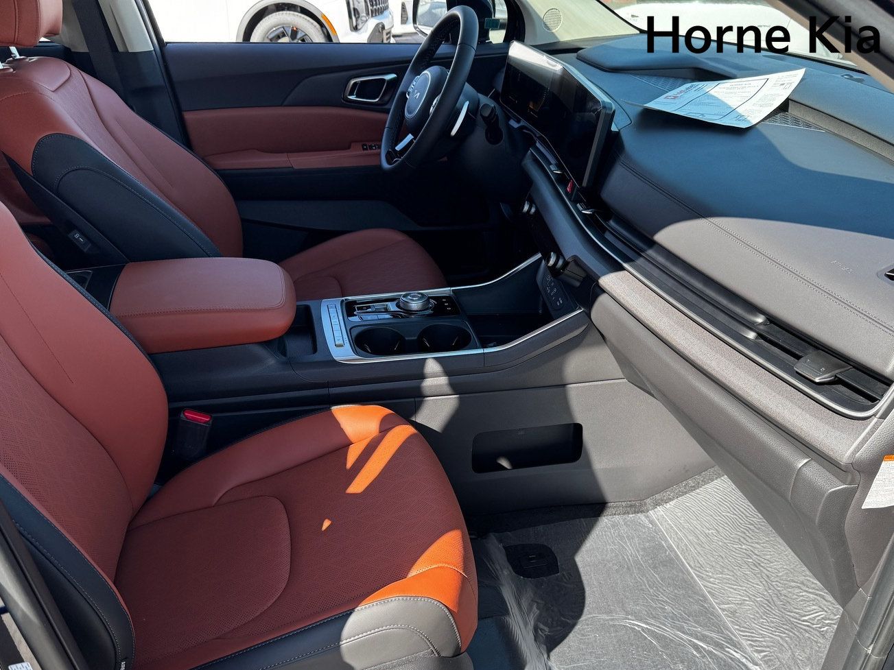 New 2026 Kia Carnival EX FWD image 18