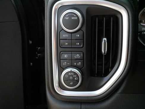 Used 2020 GMC Sierra 1500 SLT w/ SLT Premium Plus Package AWD/4WD image 26