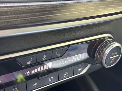 Used 2019 Nissan Altima 2.5 SL FWD image 18