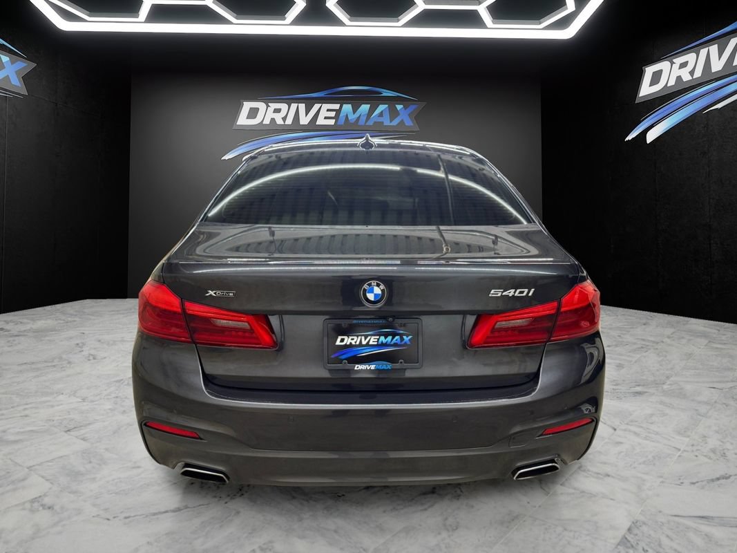 Used 2019 BMW 540i xDrive w/ M Sport Package AWD/4WD image 6