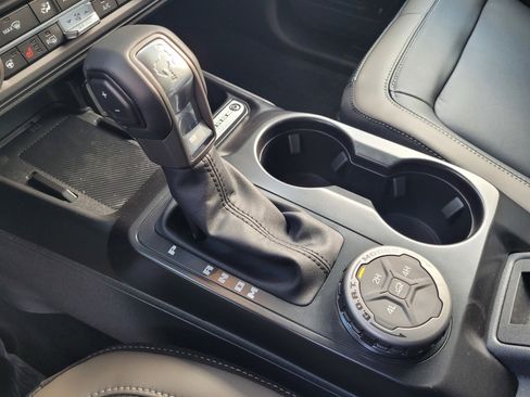 New 2025 Ford Bronco Outer Banks image 10