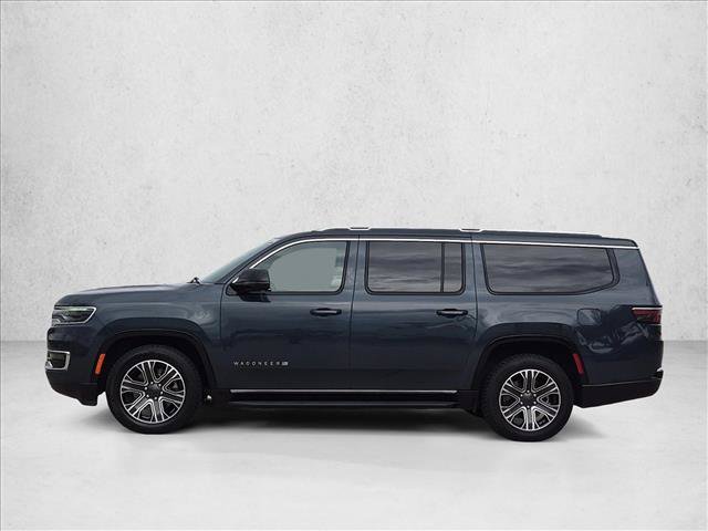 Used 2024 Jeep Wagoneer L Series II w/ Flexible Seating Group AWD/4WD image 9