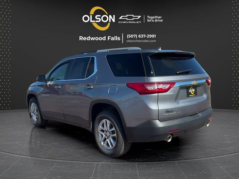 Used 2018 Chevrolet Traverse LT AWD/4WD image 3