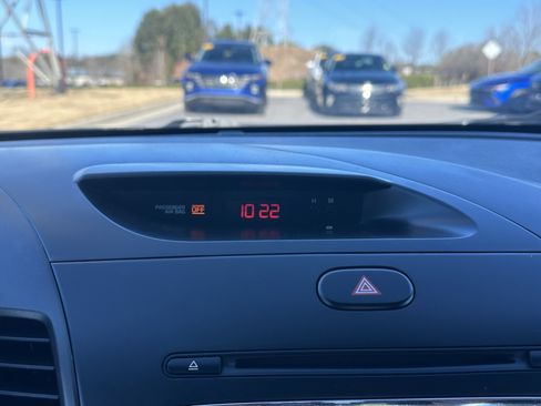 Used 2018 Kia Forte LX image 28