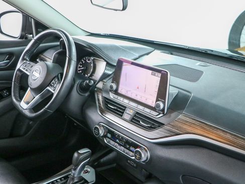 Used 2021 Nissan Altima 2.5 SL FWD image 26