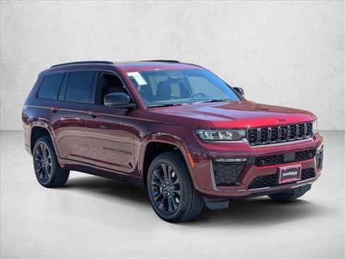 New 2026 Jeep Grand Cherokee L Limited image 7