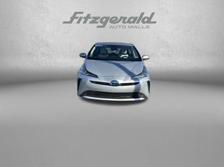 Used 2019 Toyota Prius Limited video 2