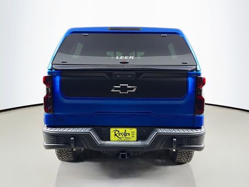 Used 2023 Chevrolet Silverado 1500 ZR2 w/ ZR2 Bison Edition AWD/4WD image 7