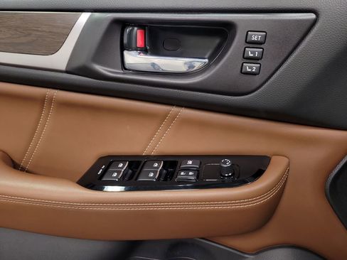 Used 2019 Subaru Outback 2.5i Touring image 21