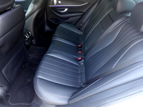 Used 2017 Mercedes-Benz E 300 4MATIC image 15