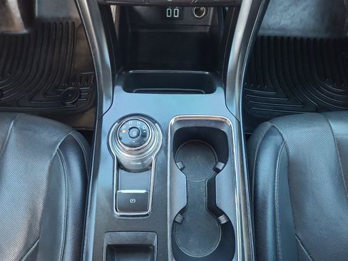 Used 2019 Ford Fusion Titanium AWD/4WD image 16