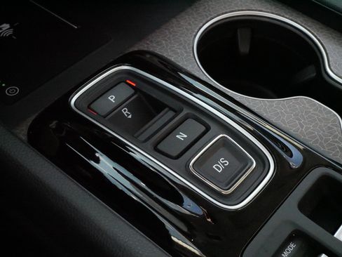 Certified 2026 Honda Pilot Elite image 24