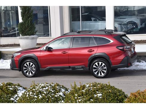 Certified 2025 Subaru Outback Limited image 7