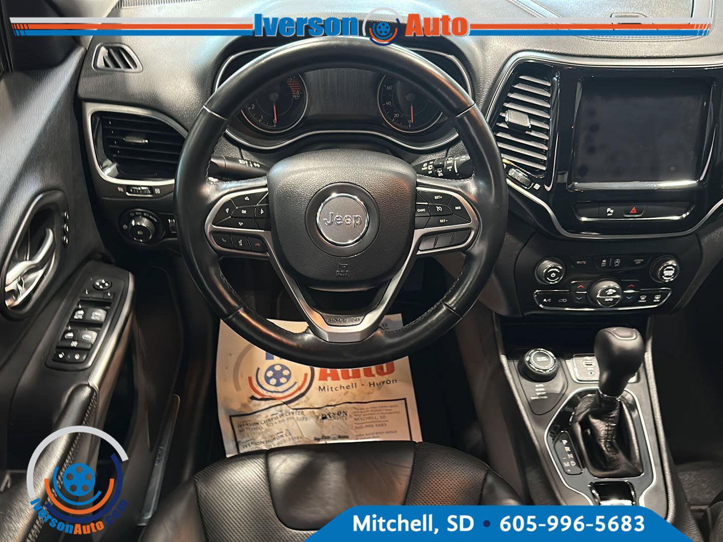 Used 2019 Jeep Cherokee Limited AWD/4WD image 26