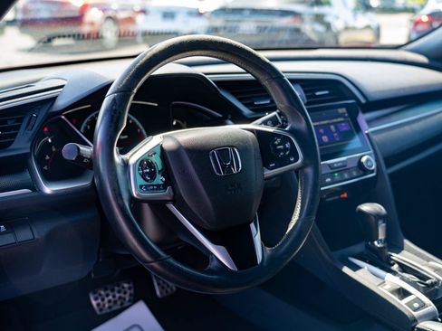 Used 2020 Honda Civic Sport image 15