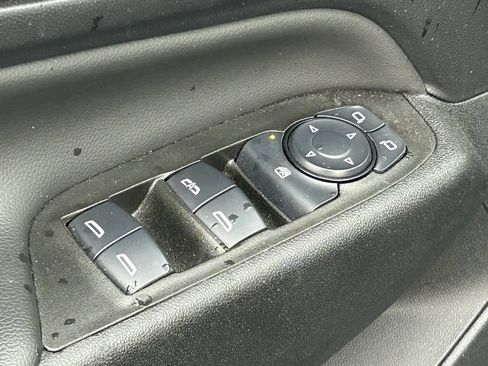 Used 2024 Chevrolet Equinox LT AWD/4WD image 28