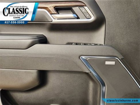 Used 2025 GMC Sierra 1500 Elevation w/ Preferred Package image 24