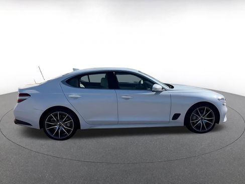 Used 2025 Genesis G70 2.5T image 16