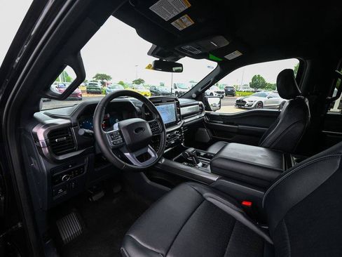 Used 2025 Ford F150 Lariat AWD/4WD image 18