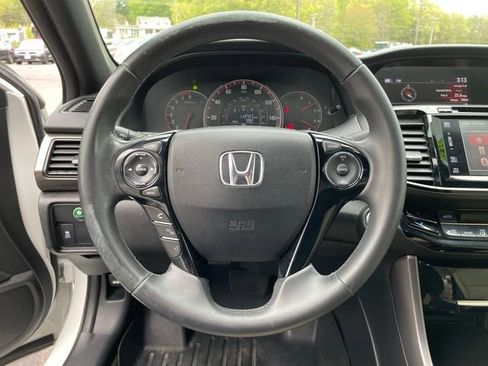 Used 2017 Honda Accord EX-L image 13