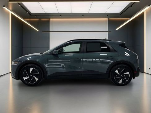 Certified 2025 Hyundai Ioniq 5 SEL RWD image 2