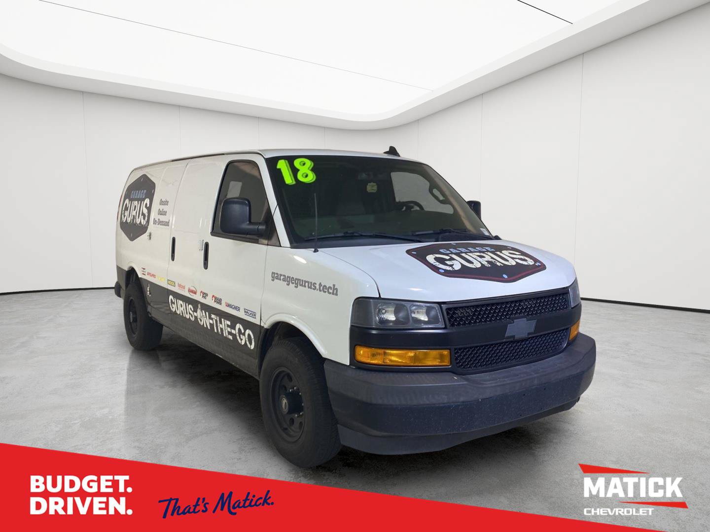 Used 2018 Chevrolet Express 2500 w/ Driver Convenience Package RWD image 1
