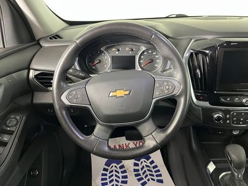 Used 2021 Chevrolet Traverse LT AWD/4WD image 16