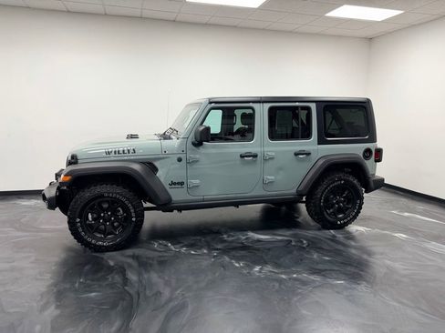 Used 2023 Jeep Wrangler Unlimited Sport AWD/4WD image 27
