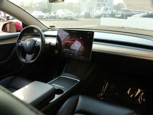 Used 2022 Tesla Model 3 RWD image 21