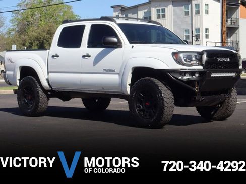 Used 2010 Toyota Tacoma 4x4 Double Cab image 1
