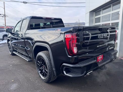 Used 2023 GMC Sierra 1500 Elevation w/ Preferred Package image 3
