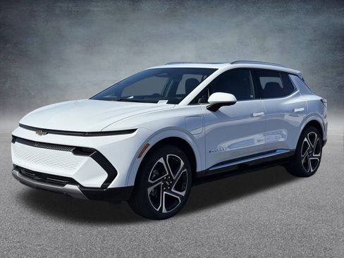 New 2026 Chevrolet Equinox EV LT image 6