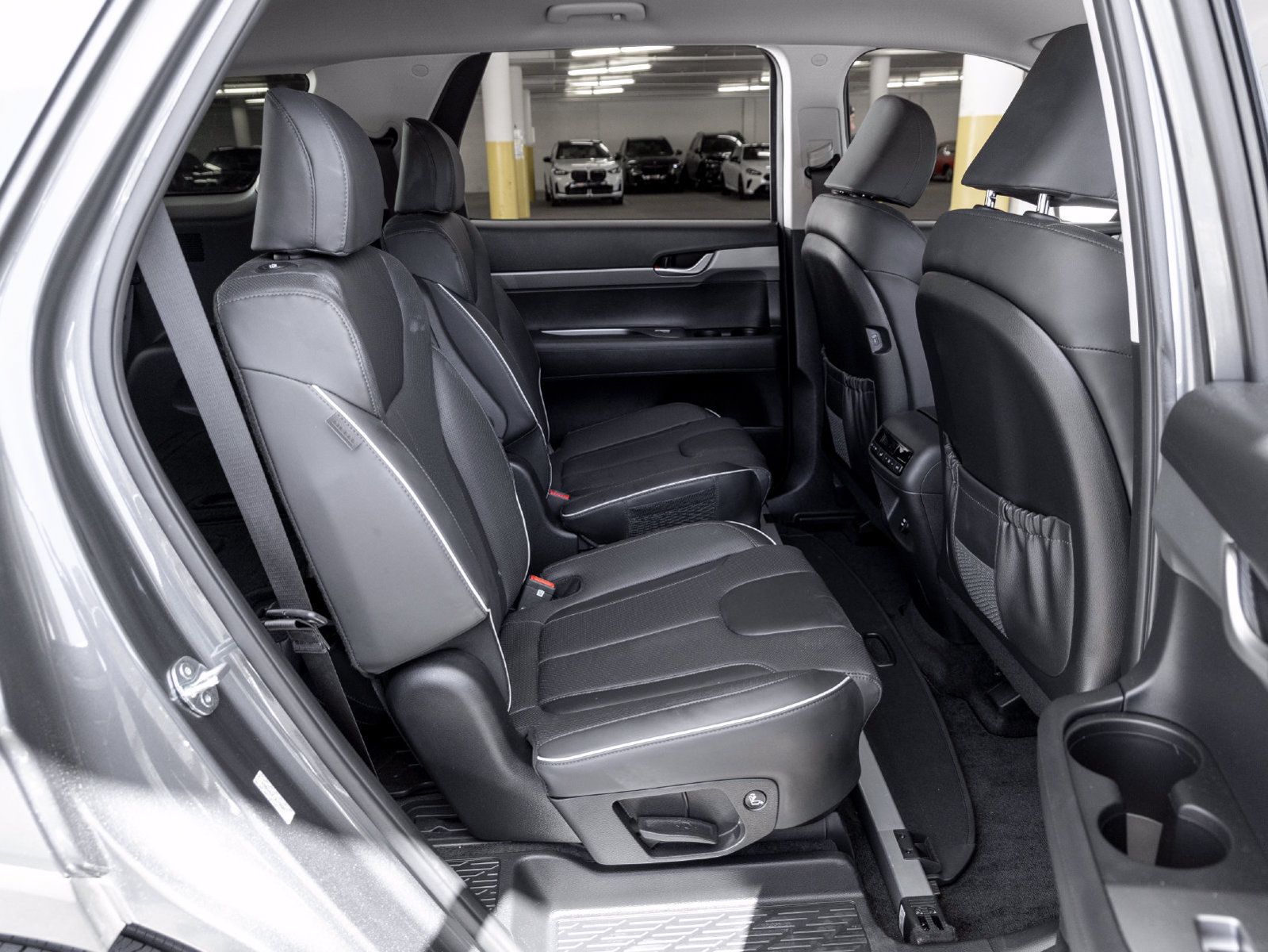 Used 2024 Hyundai Palisade SEL FWD image 24