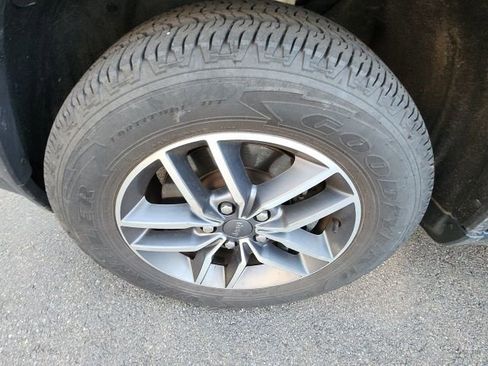 Used 2021 Jeep Grand Cherokee Limited image 9