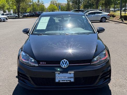 Used 2021 Volkswagen GTI SE FWD image 3