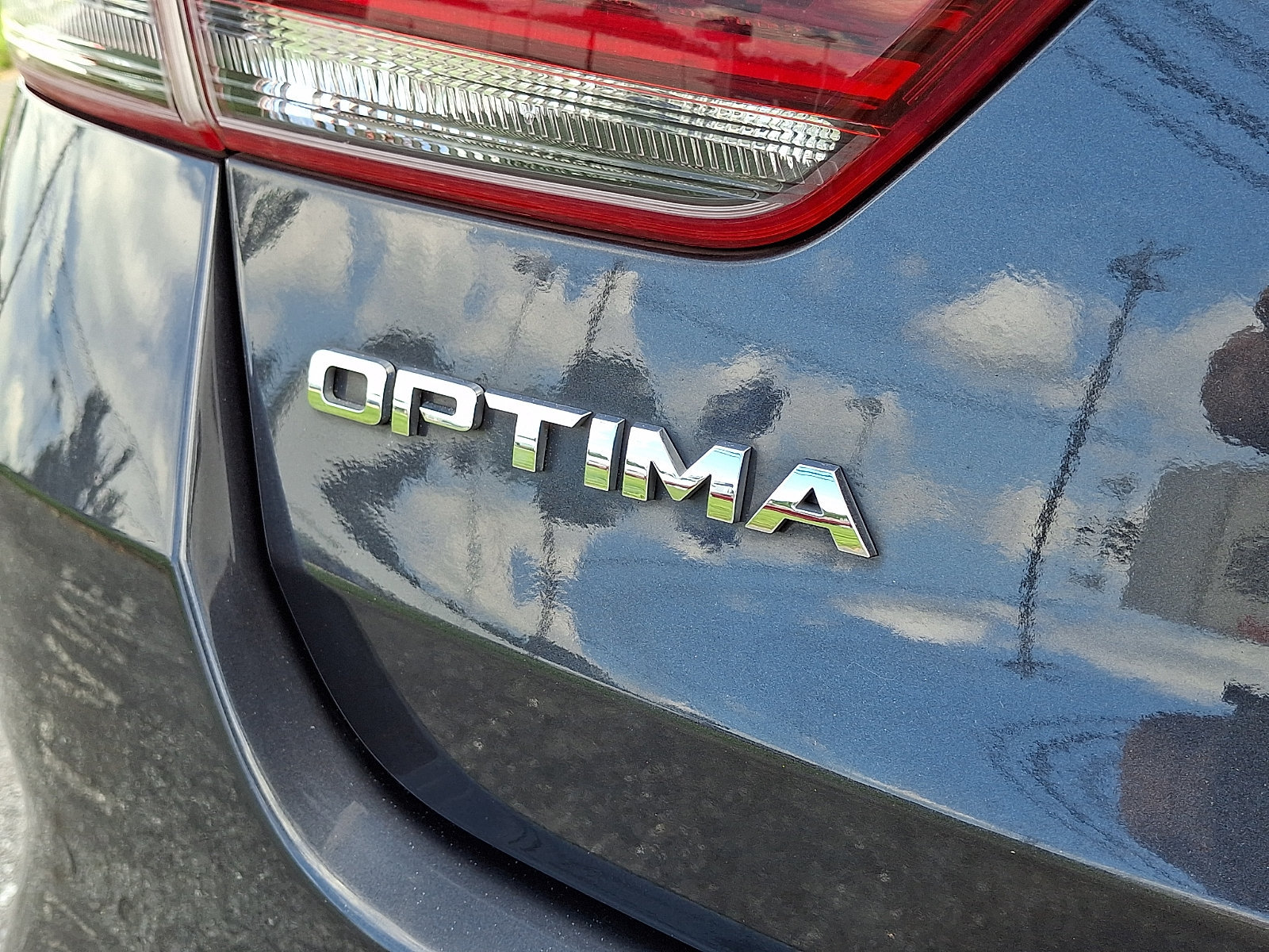 Used 2018 Kia Optima S w/ Panoramic Sunroof Package FWD image 29