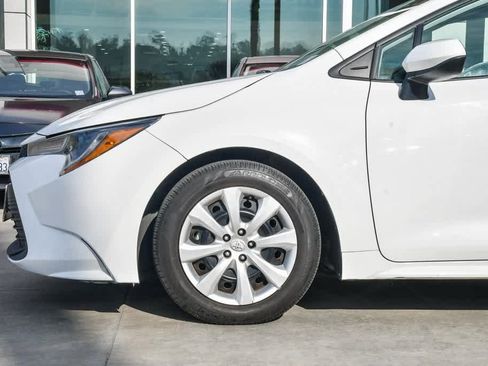 Used 2023 Toyota Corolla LE image 10