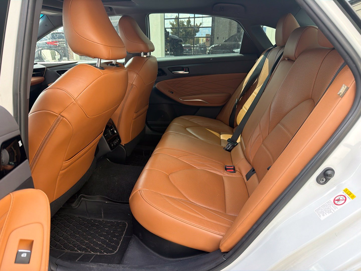 Used 2019 Toyota Avalon Limited w/ Advanced Safety Package FWD image 7