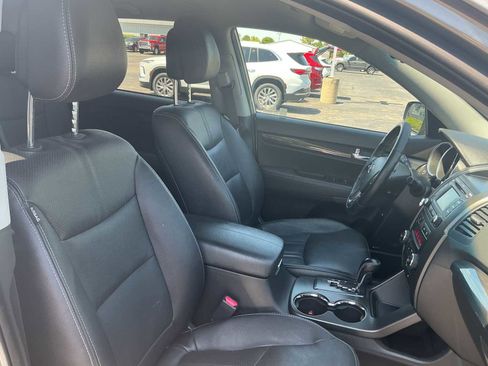 Used 2013 Kia Sorento SX AWD/4WD image 27