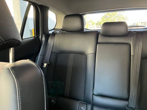 Used 2025 MAZDA CX-50 AWD 2.5 S w/ Select Package image 39