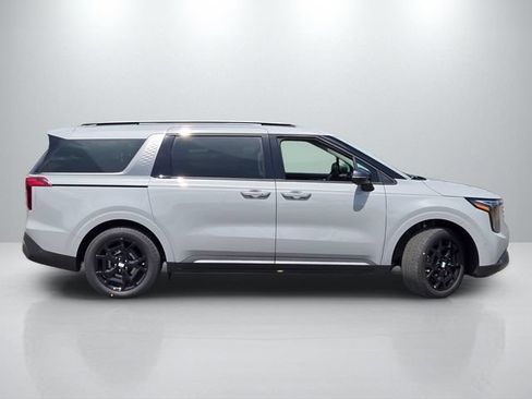 New 2026 Kia Carnival SX Prestige FWD image 3