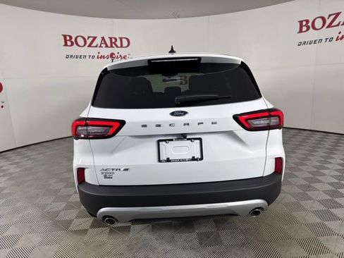 New 2026 Ford Escape Active image 6