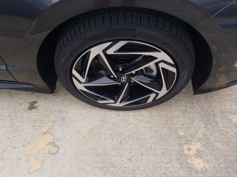 New 2026 Hyundai Sonata SEL FWD image 24