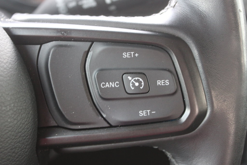 Used 2022 Jeep Wrangler Sport AWD/4WD image 23