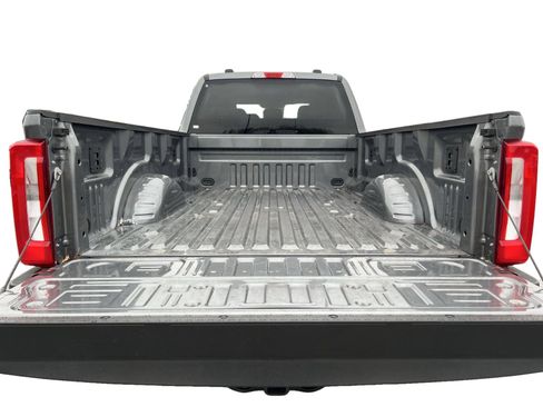 Used 2024 Ford F350 XLT w/ FX4 Off-Road Package image 24