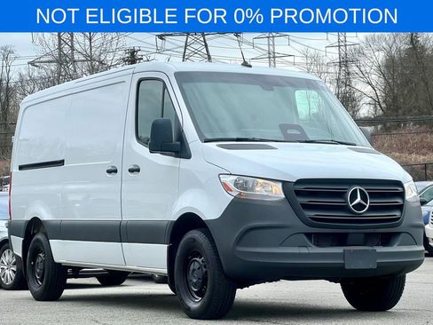 Used 2025 Mercedes-Benz Sprinter 2500 image 1