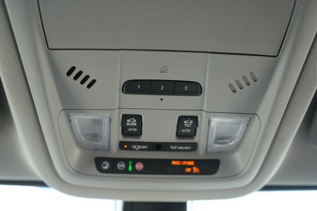 Used 2023 GMC Acadia SLE w/ Elevation Edition AWD/4WD image 30